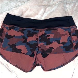 Lululemon Speed Up LR 2.5 shorts
